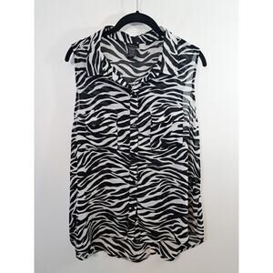 Torrid Women's Black White Sheer Zebra Print Button-up Blouse Size 0 Or Large